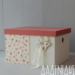 Ξύλινο κουτί βάπτισης "Εμπριμέ πεταλούδα" ΚΤ218 Ξύλινο κουτί βάπτισης "Εμπριμέ πεταλούδα" ΚΤ218