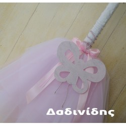 Λαμπάδα φουντωτή προσφορά με ξύλινη πεταλούδα, κορώνα ή νεράιδα ΛΑΜΠ155