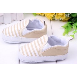 Παπουτσάκι βρεφικό παντοφλέ ριγέ μπέζ ΠΑΑ563