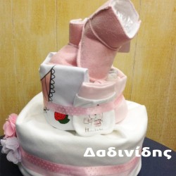 Τούρτα από πάνες με μποτάκι ΤΠ100  Τούρτα από πάνες με μποτάκι ΤΠ100