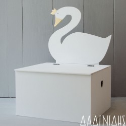 Ξύλινο κουτί βάπτισης με πλάτη κύκνο ΚΤ524 Ξύλινο κουτί βάπτισης με πλάτη κύκνο ΚΤ524