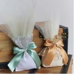 Μπομπονιέρα πουγγί glamour ΜΠΟΝ259