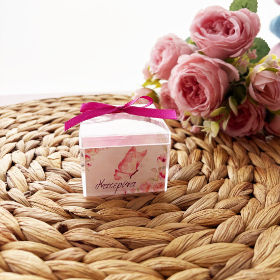 Χειροποίητη μπομπονιέρα κουτάκι πλέξιγκλας με το θέμα σας ΜΠΟΝ236