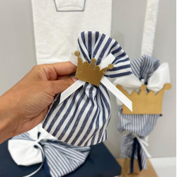 Χειροποίητη μπομπονιέρα πουγγί ριγέ με κορώνα ΜΠΟΝ201