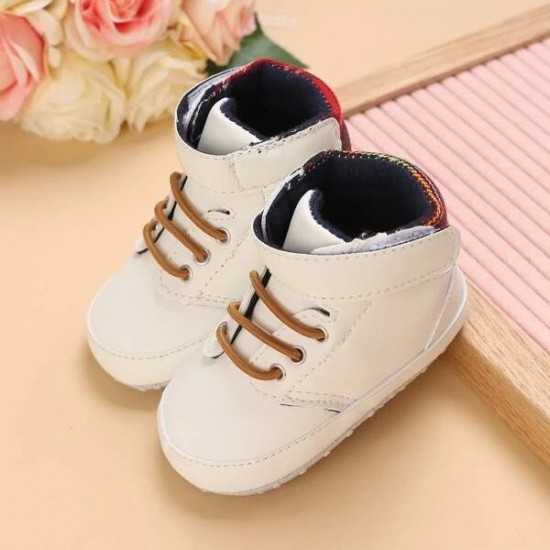 Βρεφικό sneaker λευκό με καρό λεπτομέρεια ΠΑΑ644