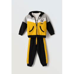 Σετ 3ων τεμαχίων με ζακέτα Hashtag 243829