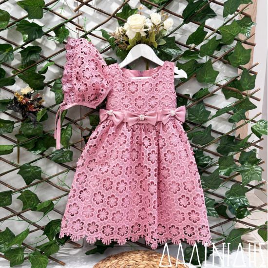 Φόρεμα από δαντέλα με σκουφί σάπιο μήλο Κ1561