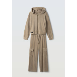 Φόρμα βελουτέ με ζακέτα Εβίτα 253106 Φόρμα βελουτέ με ζακέτα Εβίτα 253106